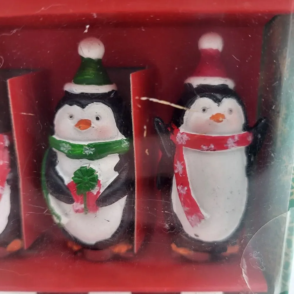 Boston Warehouse Christmas Penguins‎ Set of 4 Spreaders Cheese Snack